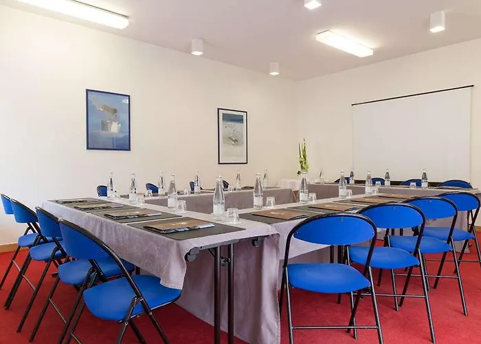 Og Antibes Les Strelitzias Juan-les-Pins